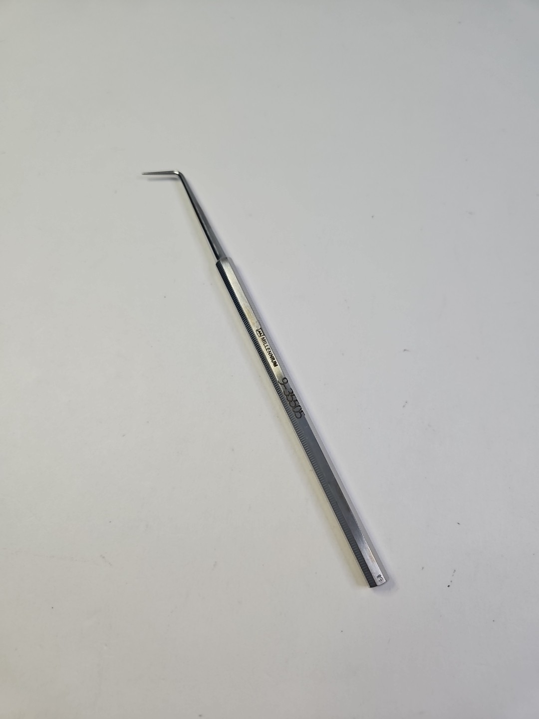 Millennium 9-35505 Bunnell Probe, Angled Tip, 5″