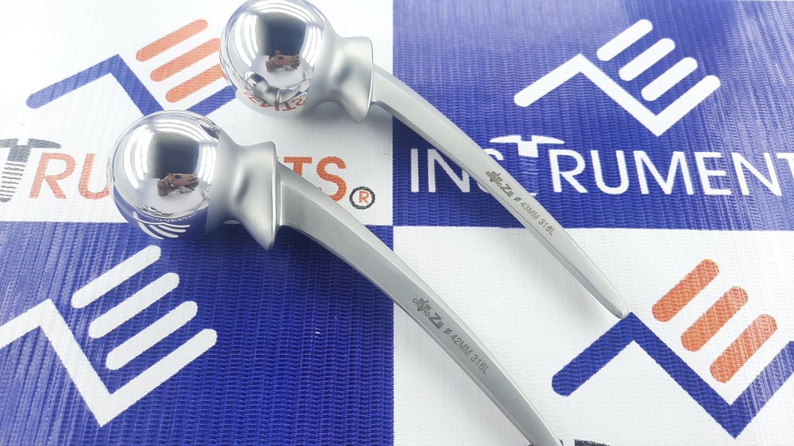 Thompsöns Hïp Prosthesïs Orthopedic instruments (40mm and 41mm)