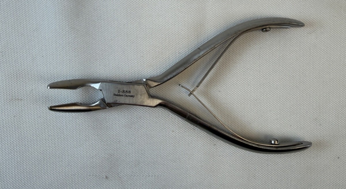 Millennium Surgical 1-888 Friedman Bone Rongeur Curved 5.75″ Orthopedics