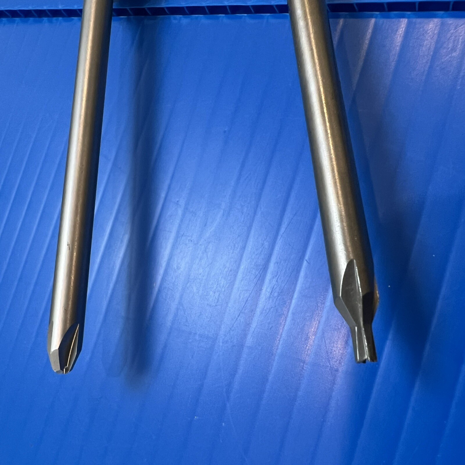 Lot of 2 Medical Surgical Screw Drivers unbranded