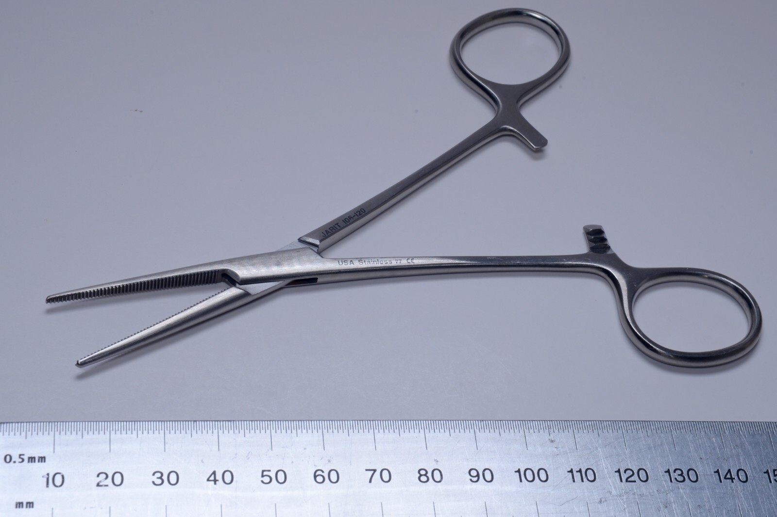 Integra Jarit #106-120 Crile Forceps 5¾” Straight Stainless Steel Surgical