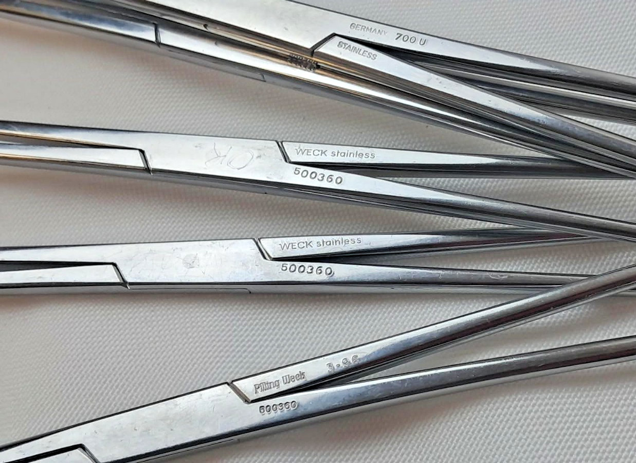 Lot of 5 Pilling Weck 500360 Allis Tissue Forceps, 5 x 6 Teeth 10.25″ Length