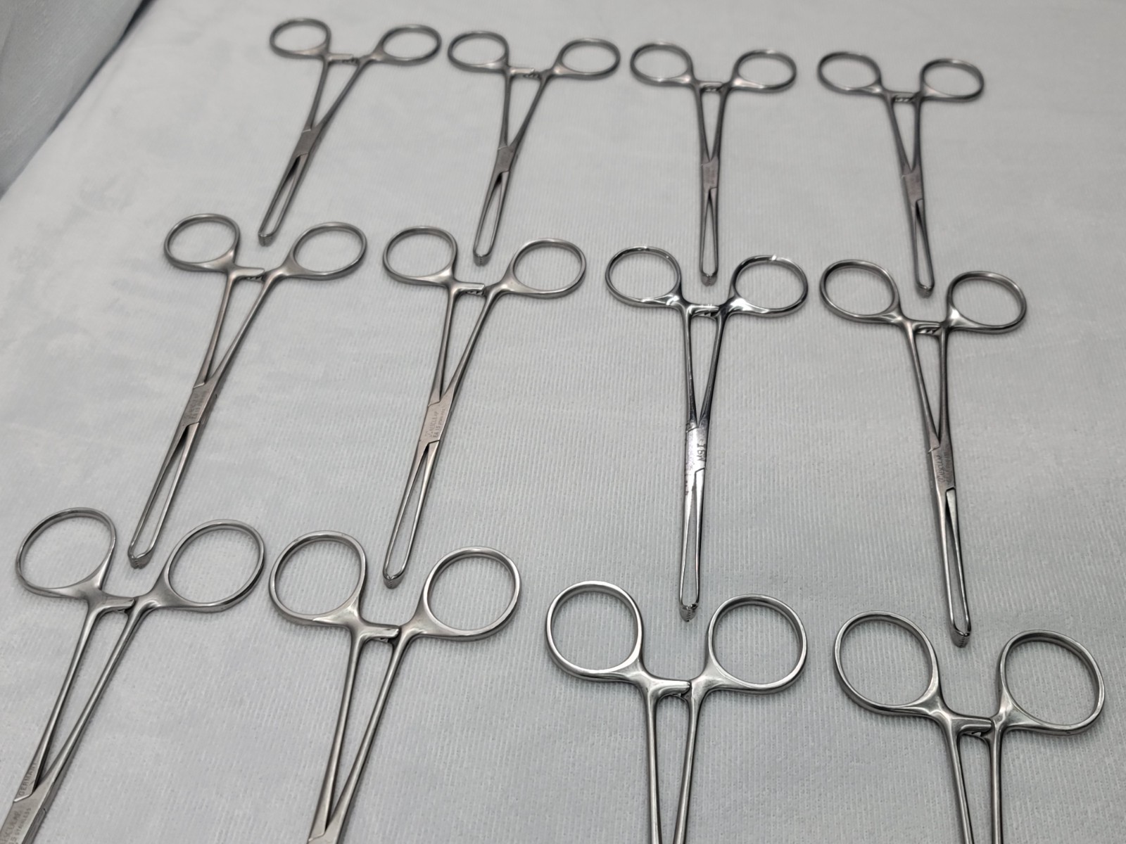 (12x) Aesculap Allis EA15 6-1/8″ Tissue Forceps