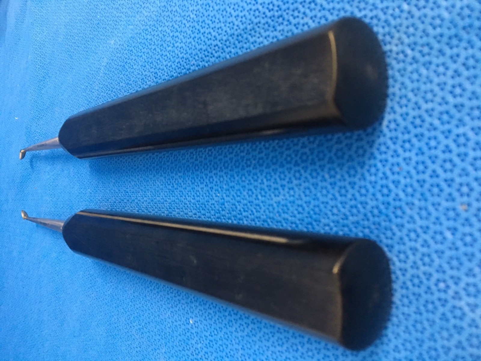 Life Instruments 716-1504-1&2, Angled R/L Long Handle Spinal Curettes, 30 DW