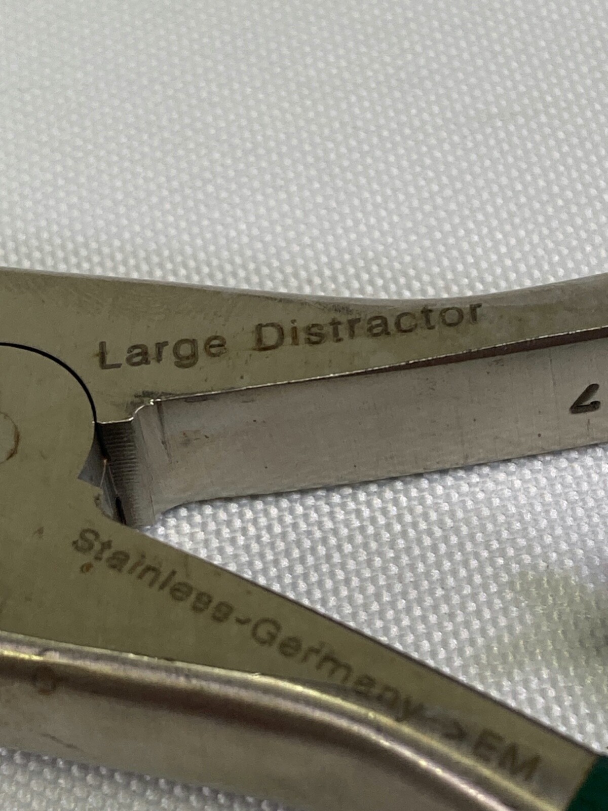 Acromed 2050-11 Large Distractor Forceps Spine Orthopedics Neurology
