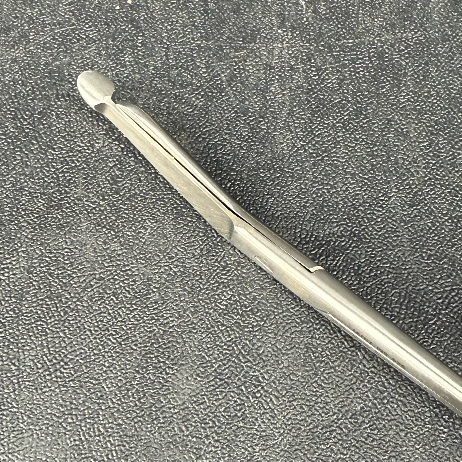 JARIT 100-526 Lister Bandage Round Ring Handles Curved Up Scissors 7.25″ (Used)