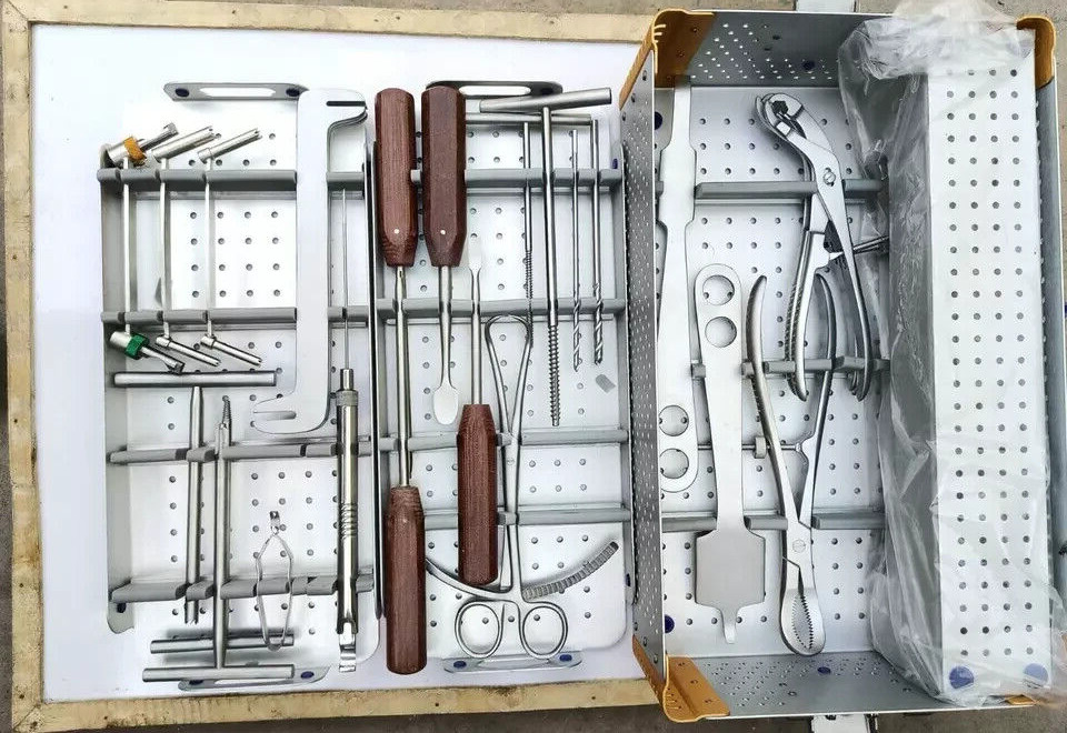 Large Fragment Set Locking & Non locking Instruments Orthopedic Aluminium Box