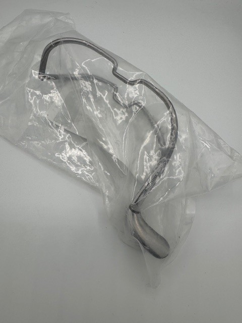 V. Mueller Jennings Mouth Gag Adult 8″ MO100