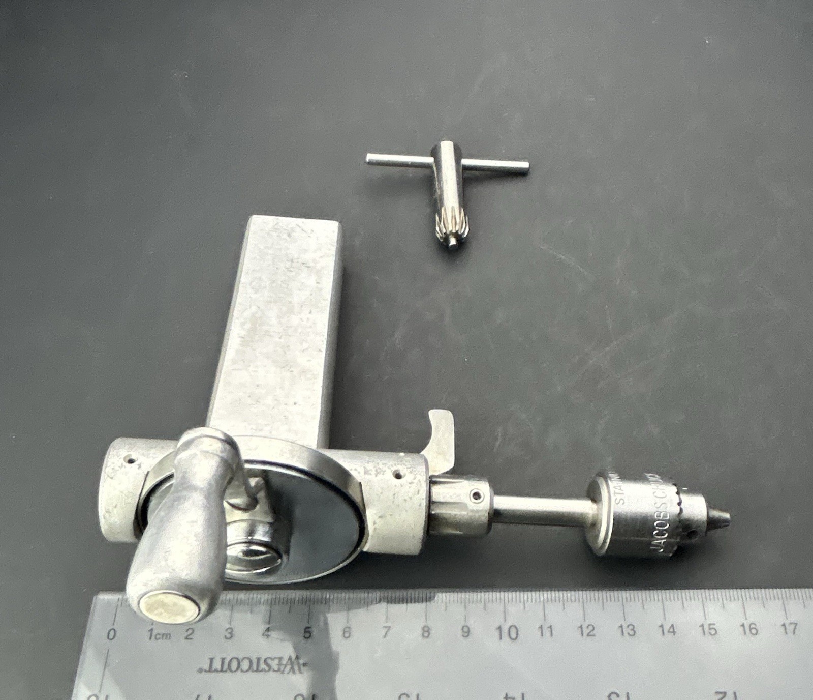 Hand Drill Orthopedic With Small Jacobs Chuck w Key ZIMMER 895
