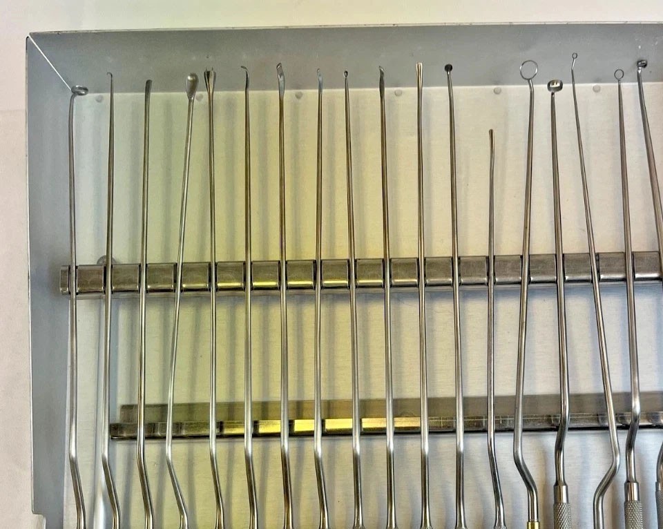 20 Piece V. Mueller Transphenoidal Dissector Instrument Set w/ Case Neurology
