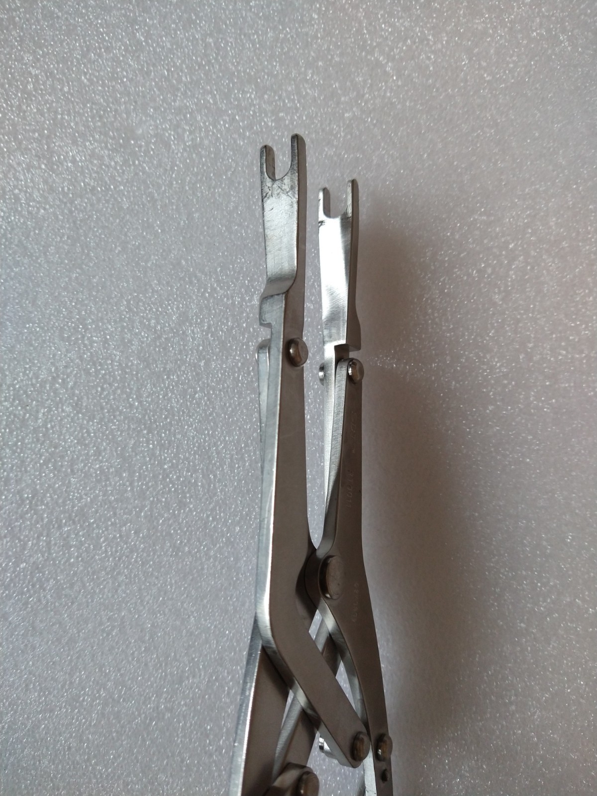 SDI TR0011 Hook Distractor