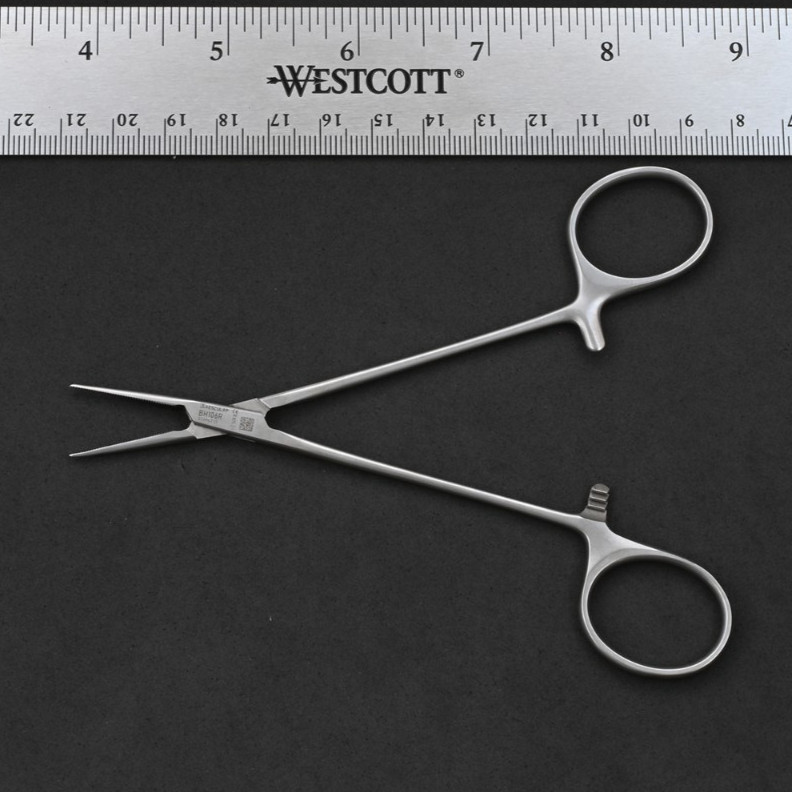 Aesculap BH106R Jacobson Mosquito Forceps Straight 5 1/8 in Hemostatic Clamp