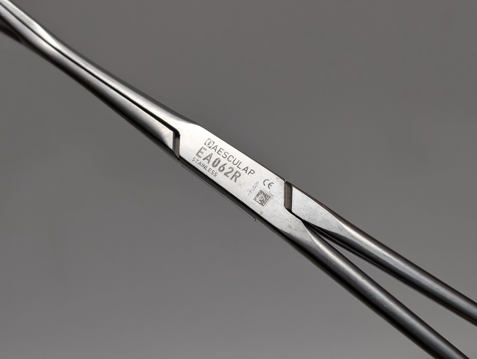 2 pcs. AESCULAP EA062R Collin Atraumatic Grasping Forceps (USED).