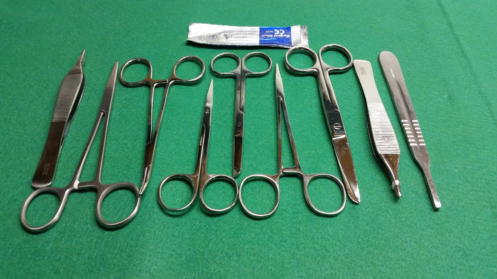 9 PCS STUDENT BASIC COMPREHENSIVE SURGERY INSTRUMENTS +SURGICAL 10 BLADE#10