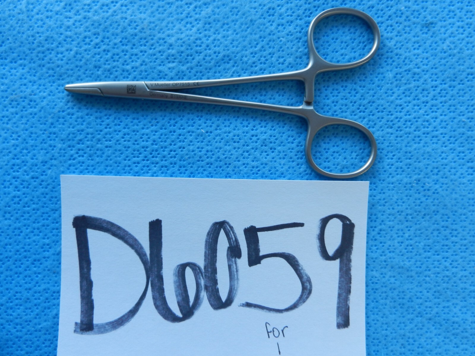 D6059 V. Mueller Halsey Surgical Smooth Jaw Holders 12.7cm OP7515