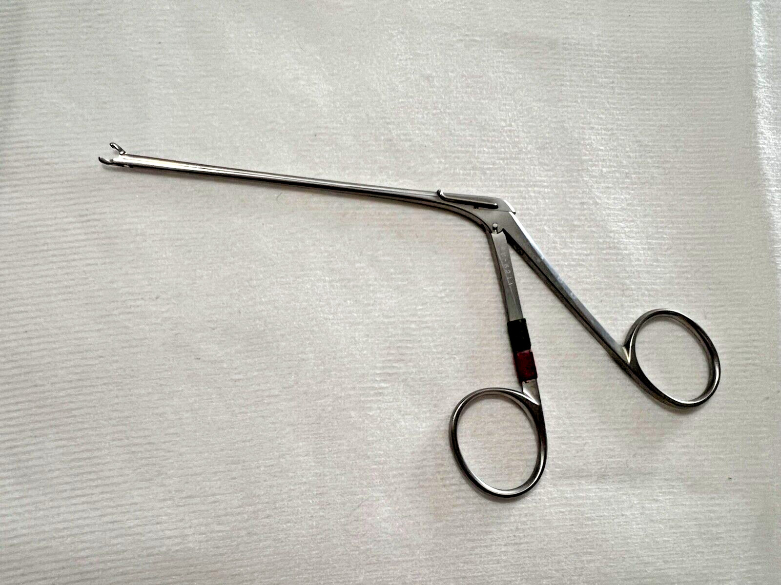 V. Mueller AU-6211 Straight Miniature Ear Forceps 1mm Round Cups 4″ Length ENT