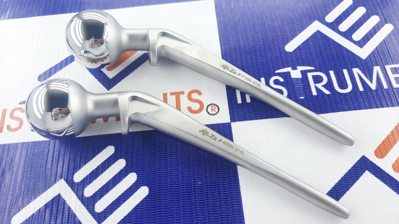 Lazcäno Hïp Prosthesïs Orthopedic instruments (40mm and 41mm) Stainless steel
