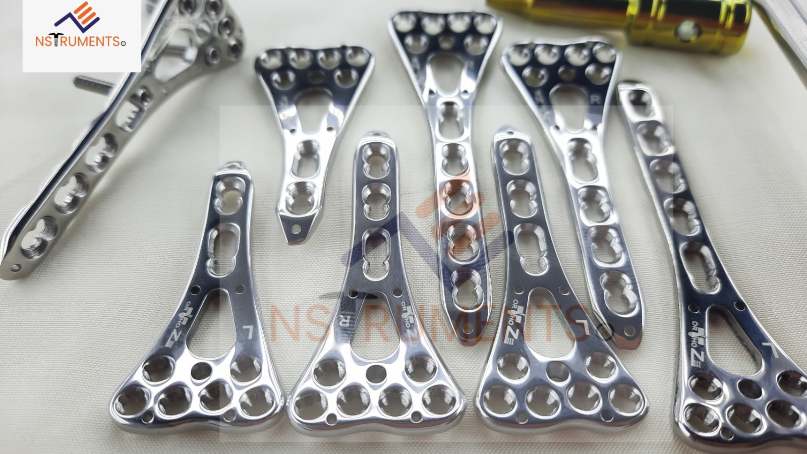 Locking Variable Angle Distäl Radius Volar plate 2-4 holes L &R & screw 63 pc SS
