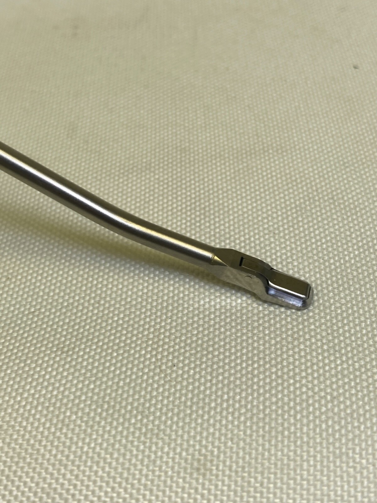 Shutt Linvatec 31.16334 Arthroscopic 15° Up Mini Aggressor Forceps Orthopedic