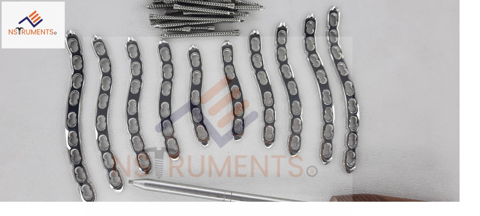 Anterïor Clavïcle plate “S” 3.5mm Locking with 3.5mm LCP screws SS 316L-114Pc