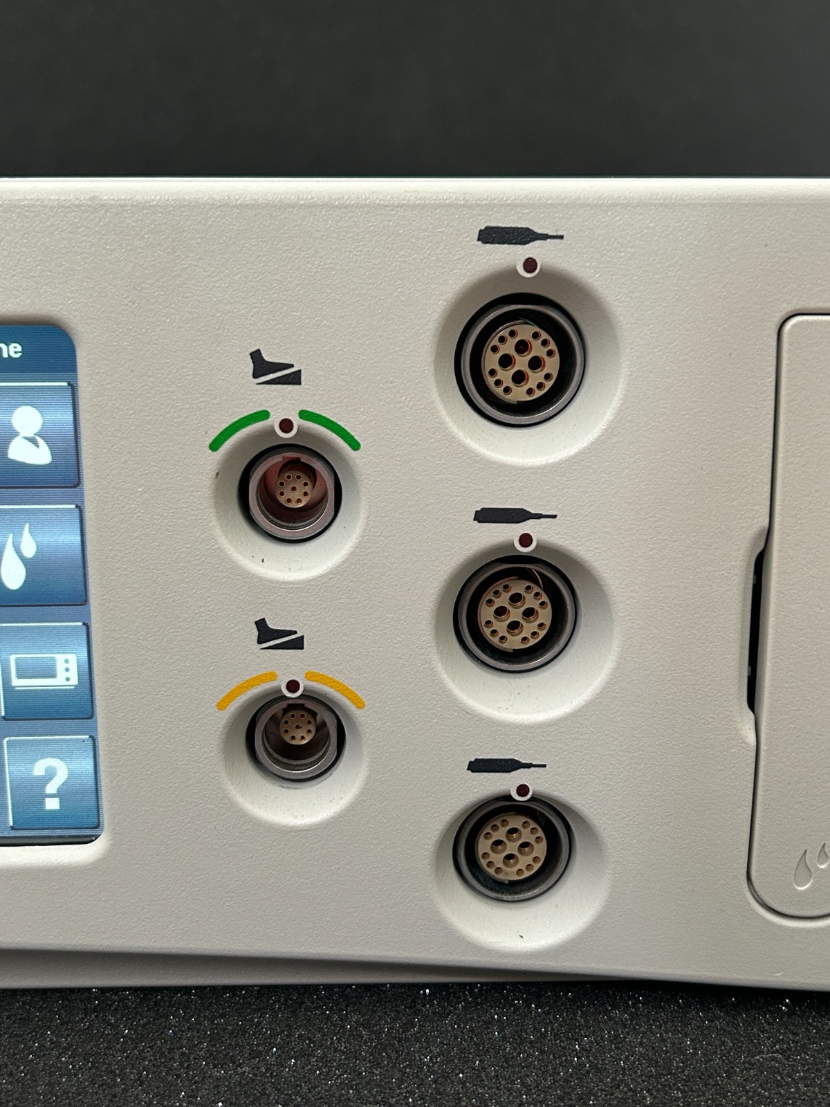 Stryker Core Powered Instrument Console