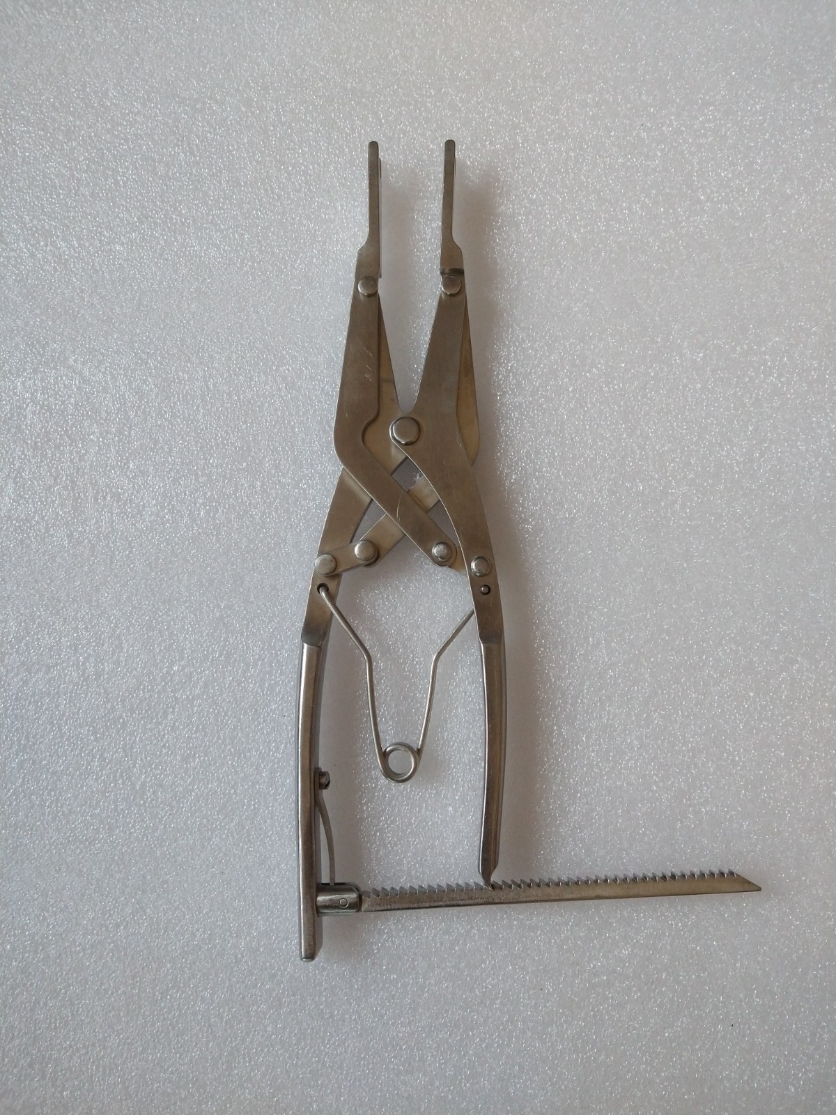 SDI TR0011 Hook Distractor