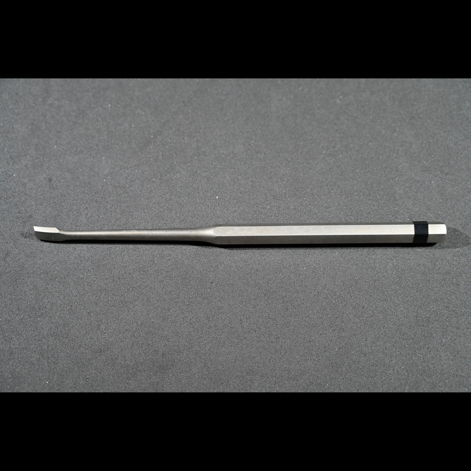 Aesculap FK410R Key Elevator Straight 6.4 mm Blade 7 in Surgical