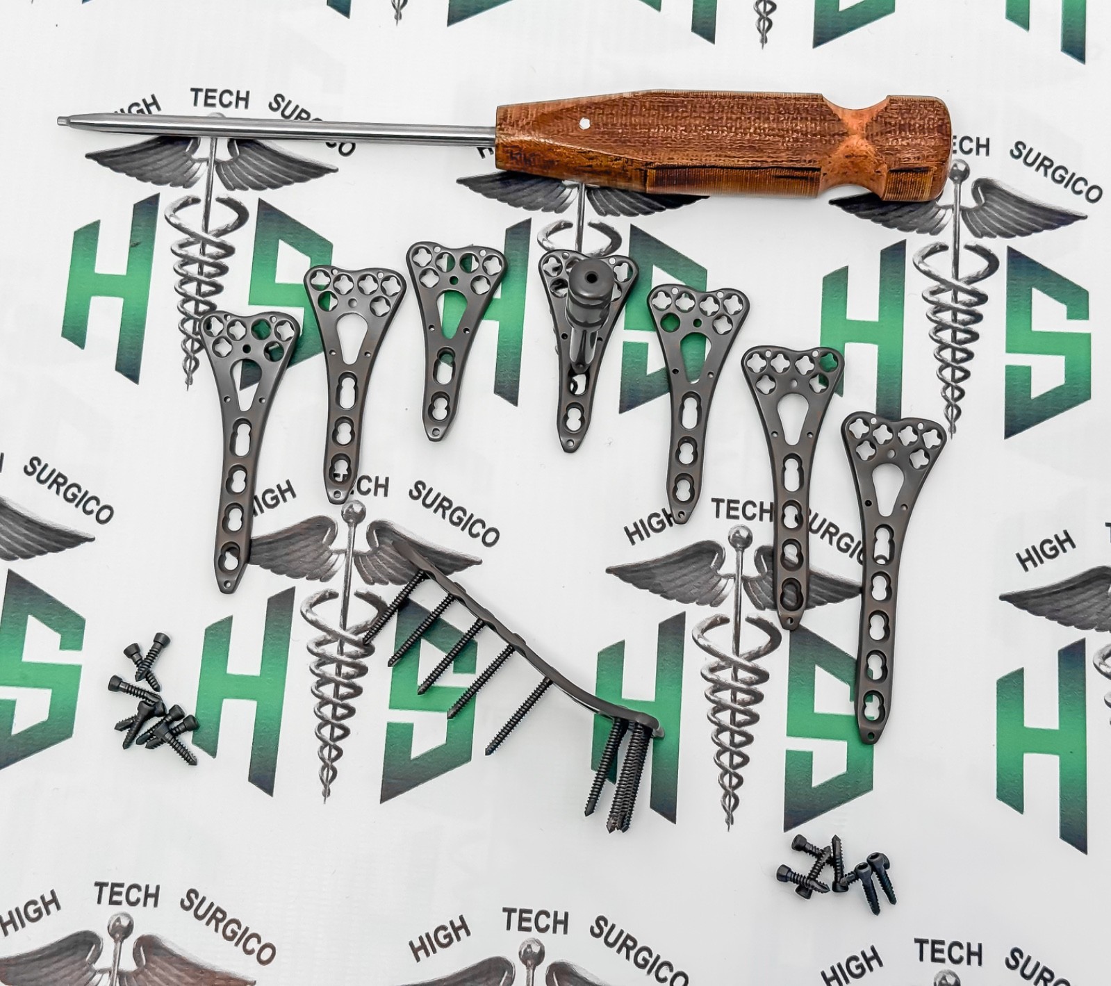2.4/2.7 Radius Variable Volar Plates 2-5 H Titanium with Screws + Gift 90pcs