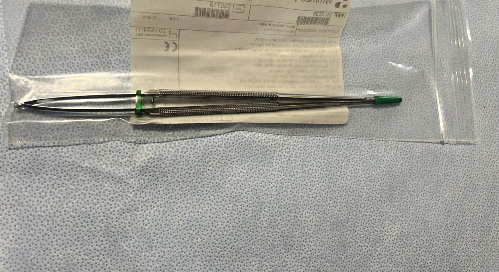 Symmetry 55-2526 Straight Jacobson Micro Needle Holder w/ Out Lock 8-3/4″ Length