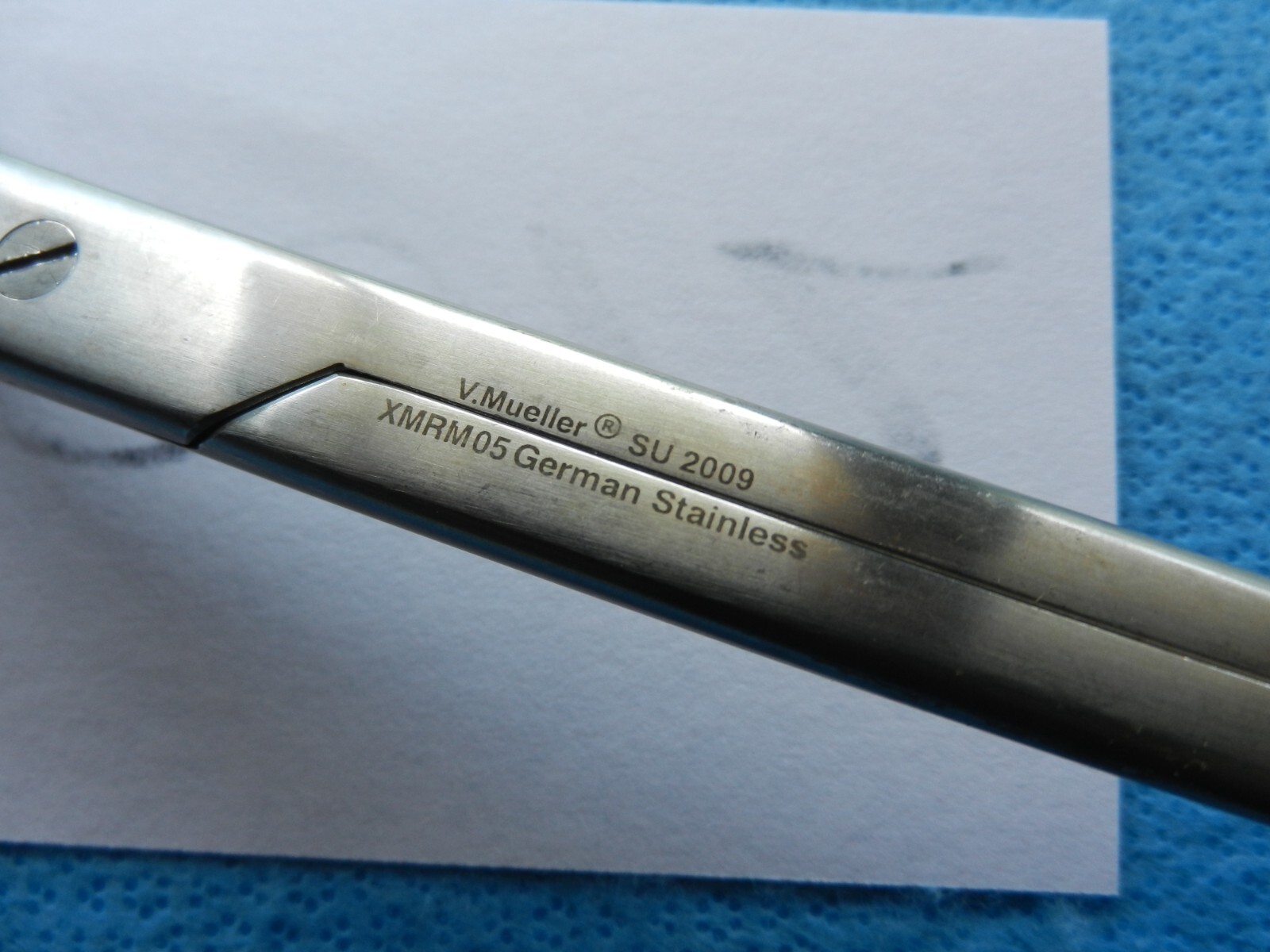 D3572 V. Mueller Surgical 7-3/4in Lister Bandage Scissors SU2009