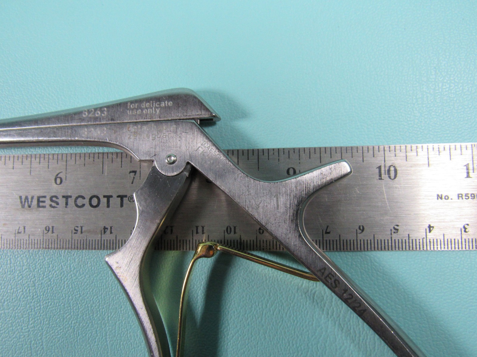 Aesculap FK961R KERRISON Bone Punch Conventional 130 ° Upwards Cutting 7-7/8″