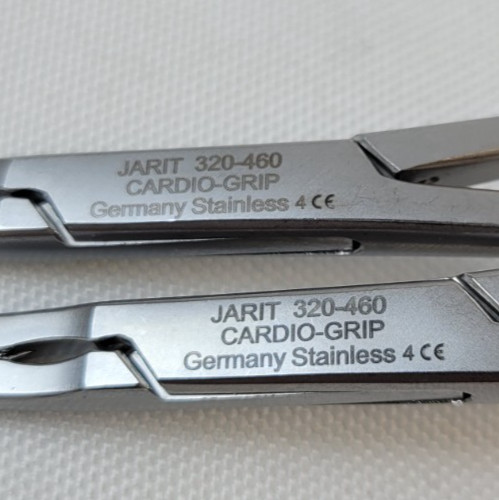 Set of 2 Jarit 320-460 DeBakey Multi-Purpose Clamp, 30° Angle, 6-1/2″