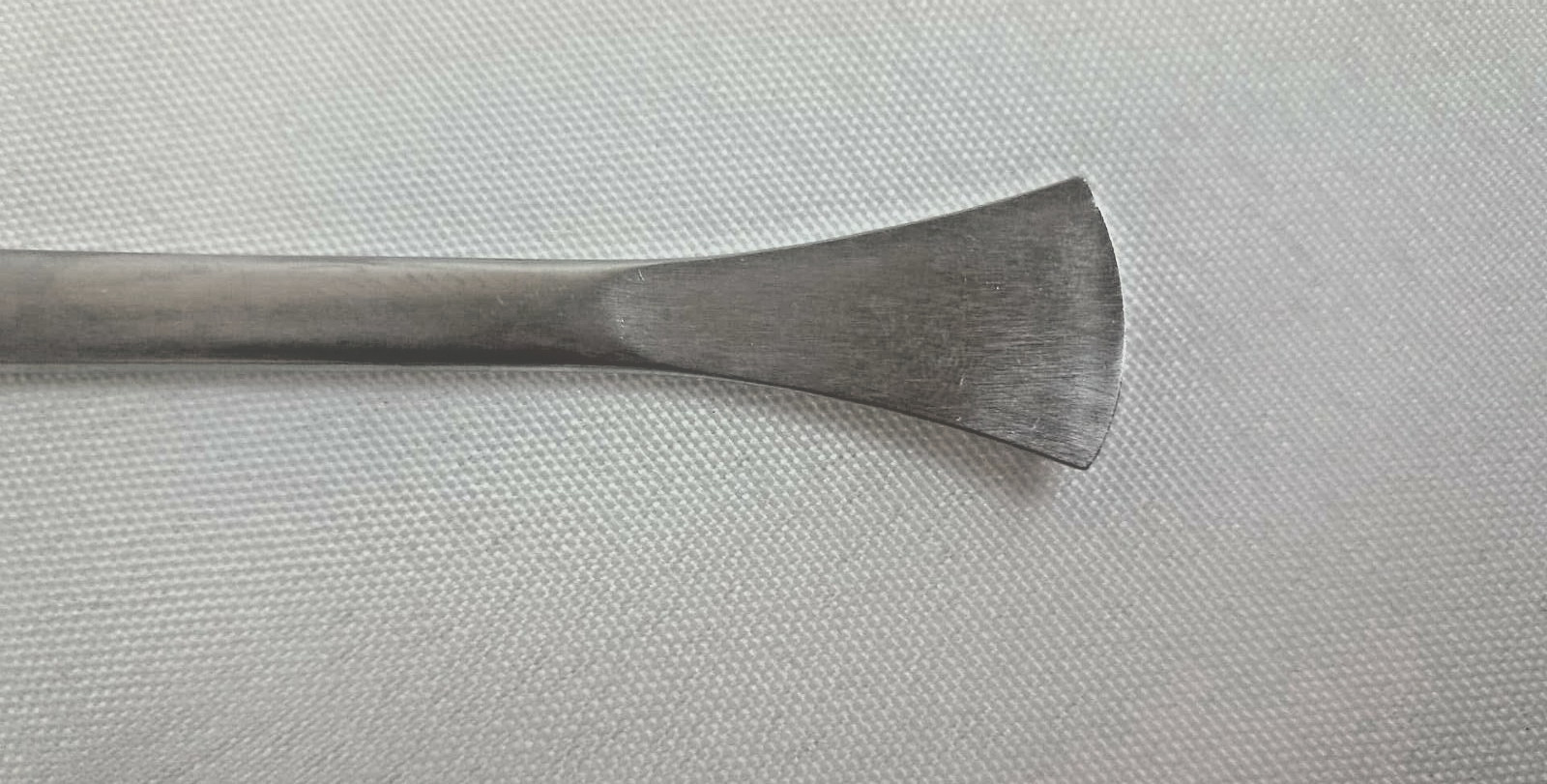AESCULAP FK360R Surgical Orthopedic LANGENBECK Raspatory 16mm 7-1/2in Sharp