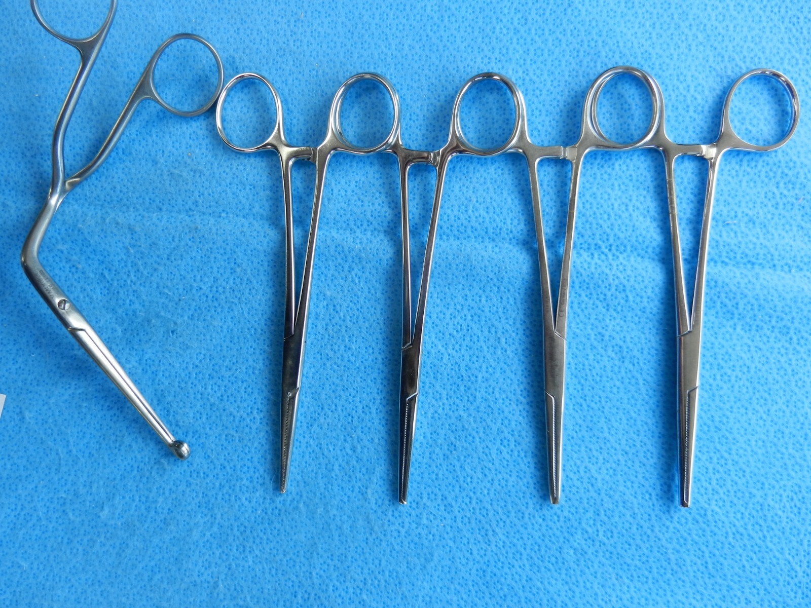 D9060 V. Mueller Codman Weck Lot of 10 Straight/Curved Forceps Approx. 16cm