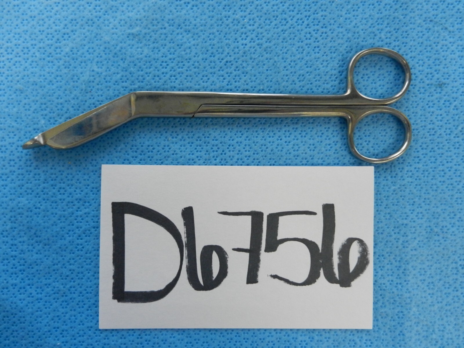 D6756 V. Mueller Lister Angled Surgical Bandaging Scissors Probe Point 18cm
