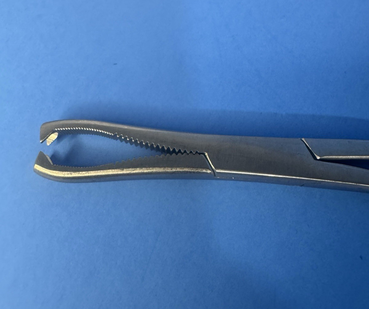 (Lot of 2) Jarit 270-175 Dingman Cartilage Clamp Delicate 7-1/2′