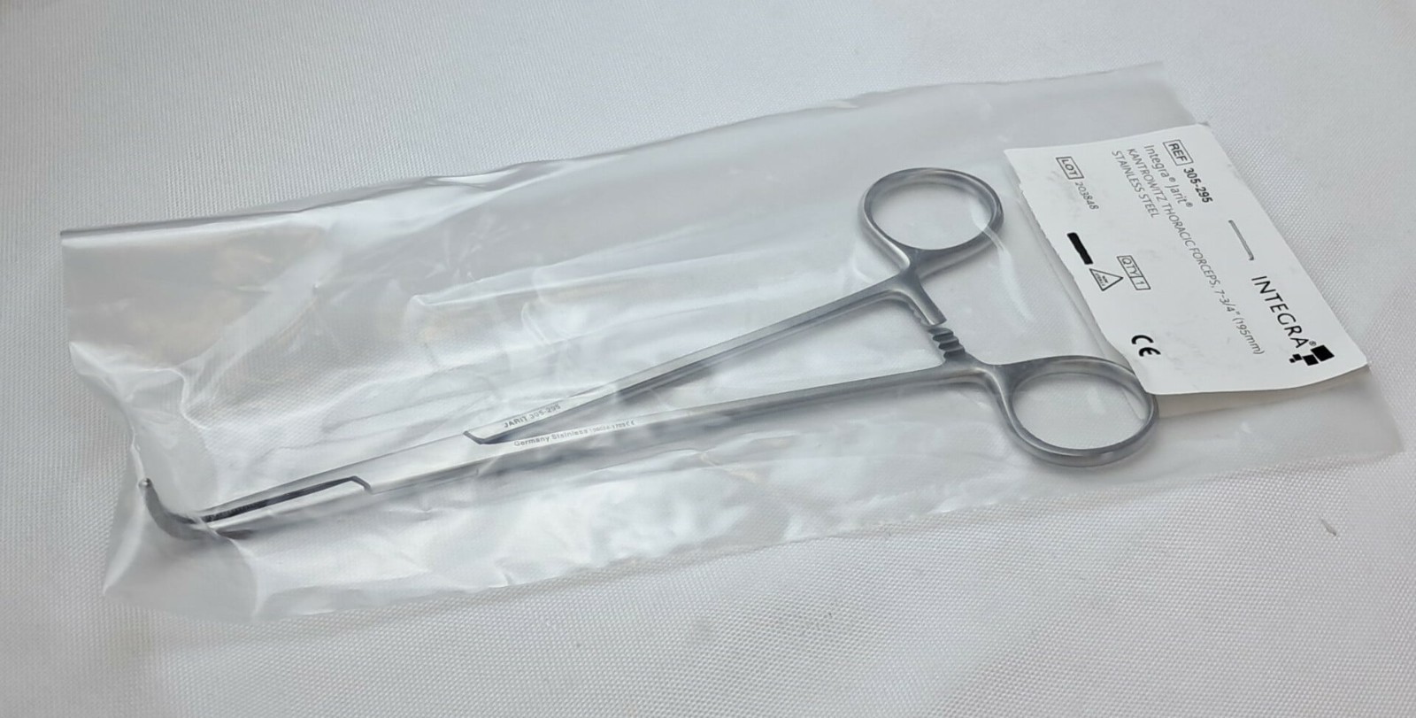 Integra Jarit 305-295, Kantrowitz Thoracic Forceps, 7-3/4″