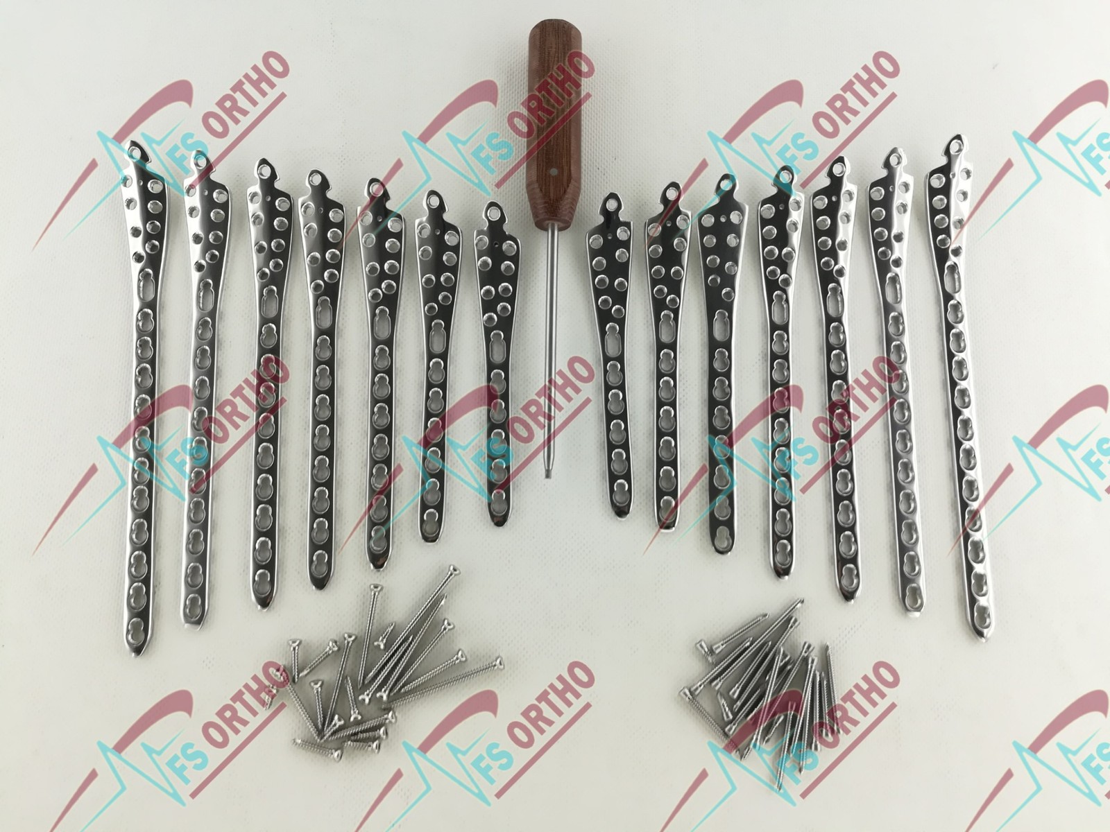 Distäl Tibiä Locking 5,7, 9 & 11 Hole Plates L& R & LCP Screw 100 Pcs SS316L