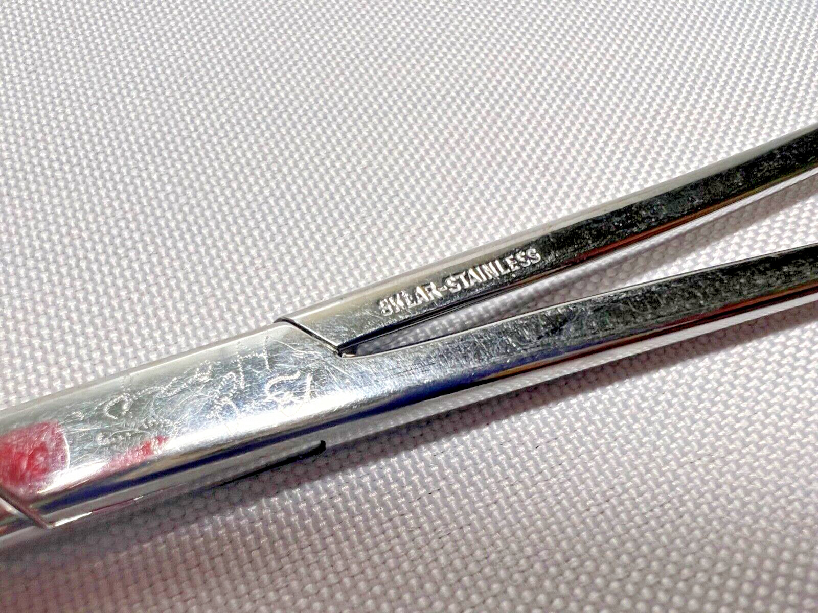 SKLAR Long Curved Hemostatic Forceps 9″ w/ Longitudinally Grooved Jaws