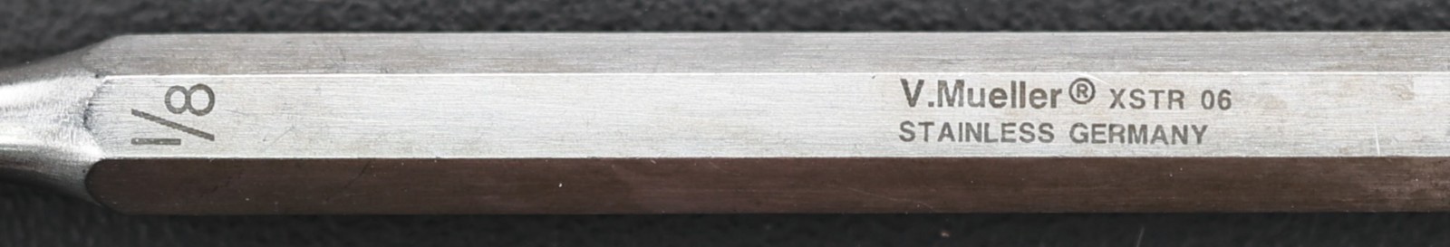 V Mueller OS1079-001 Key Periosteal Elevator, 3.1mm Wide, 17.1 cm