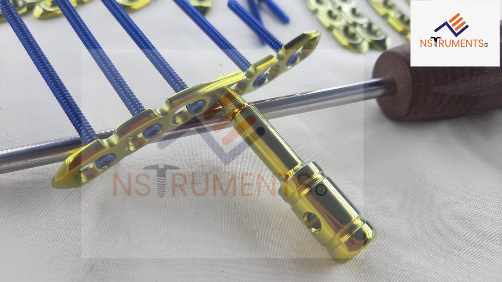 Anterïor Clavïcle Locking “S” 6,8,10 Hole Plate & 3.5mm screw Titanium (58 Pc)