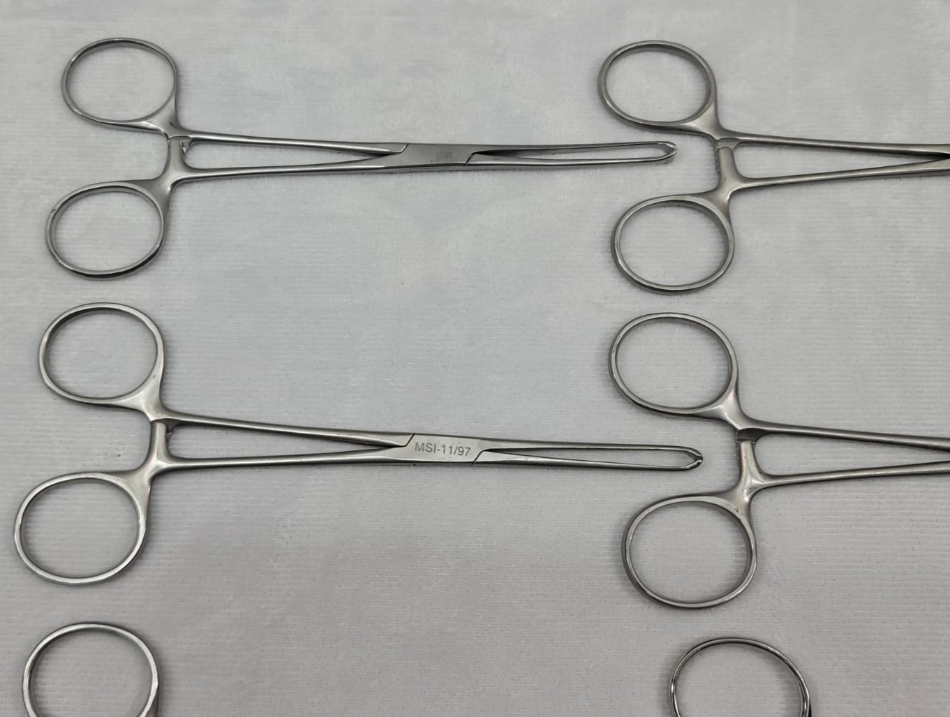 (12x) Aesculap Allis EA15 6-1/8″ Tissue Forceps