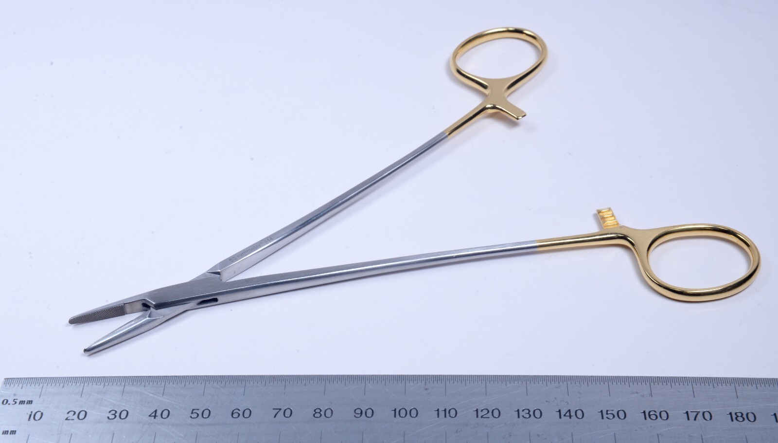 Symmetry #32-320 Crile-Wood Needle Holder 7″ Stainless Steel Surgical