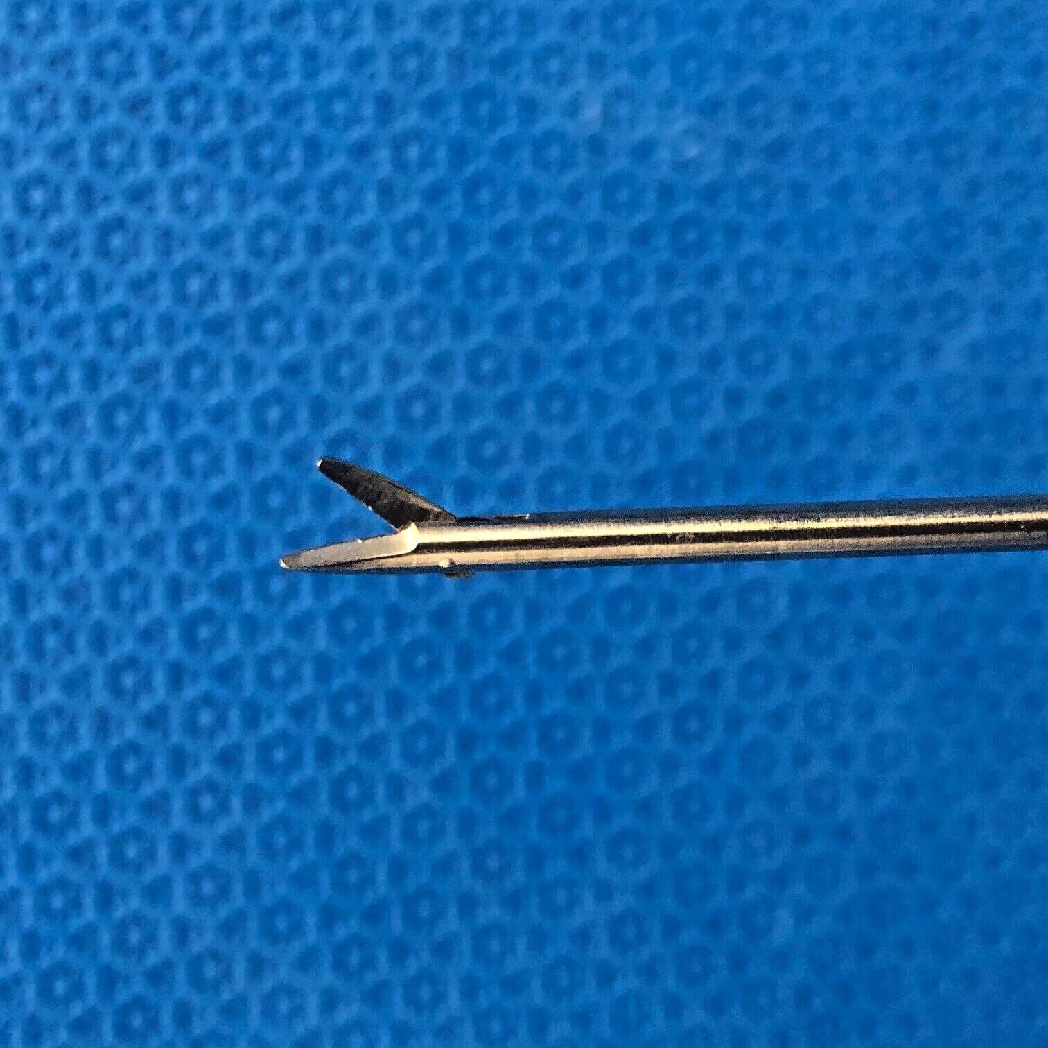 Millennium 85-1671679 Micro Scissors Straight Single Action Jaw Spine Neuro