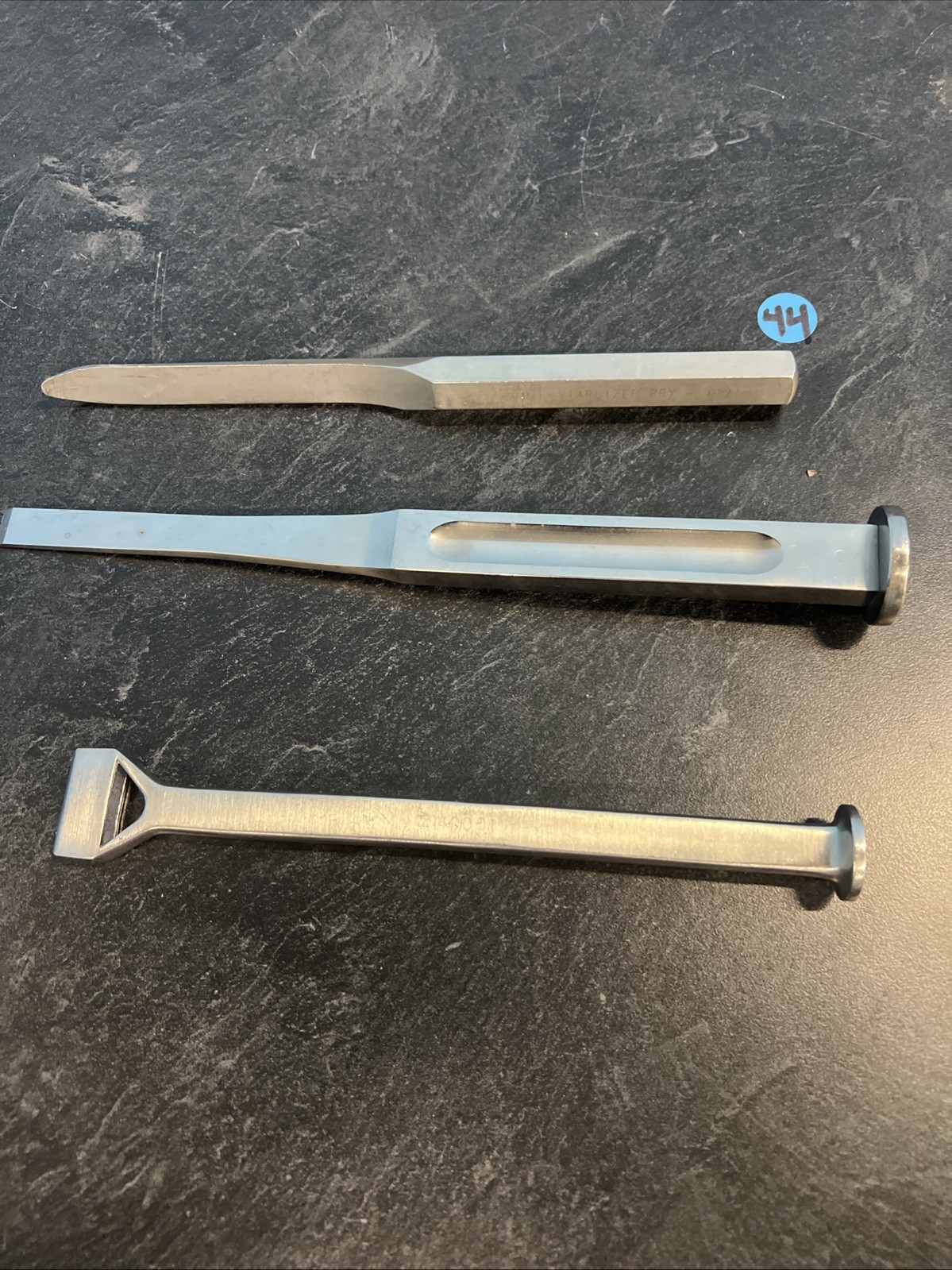 3 Orthopedic Instru Zimmer #4000 Moore Hollow Chisel, Zimmer ,&3m Staplizer Pry