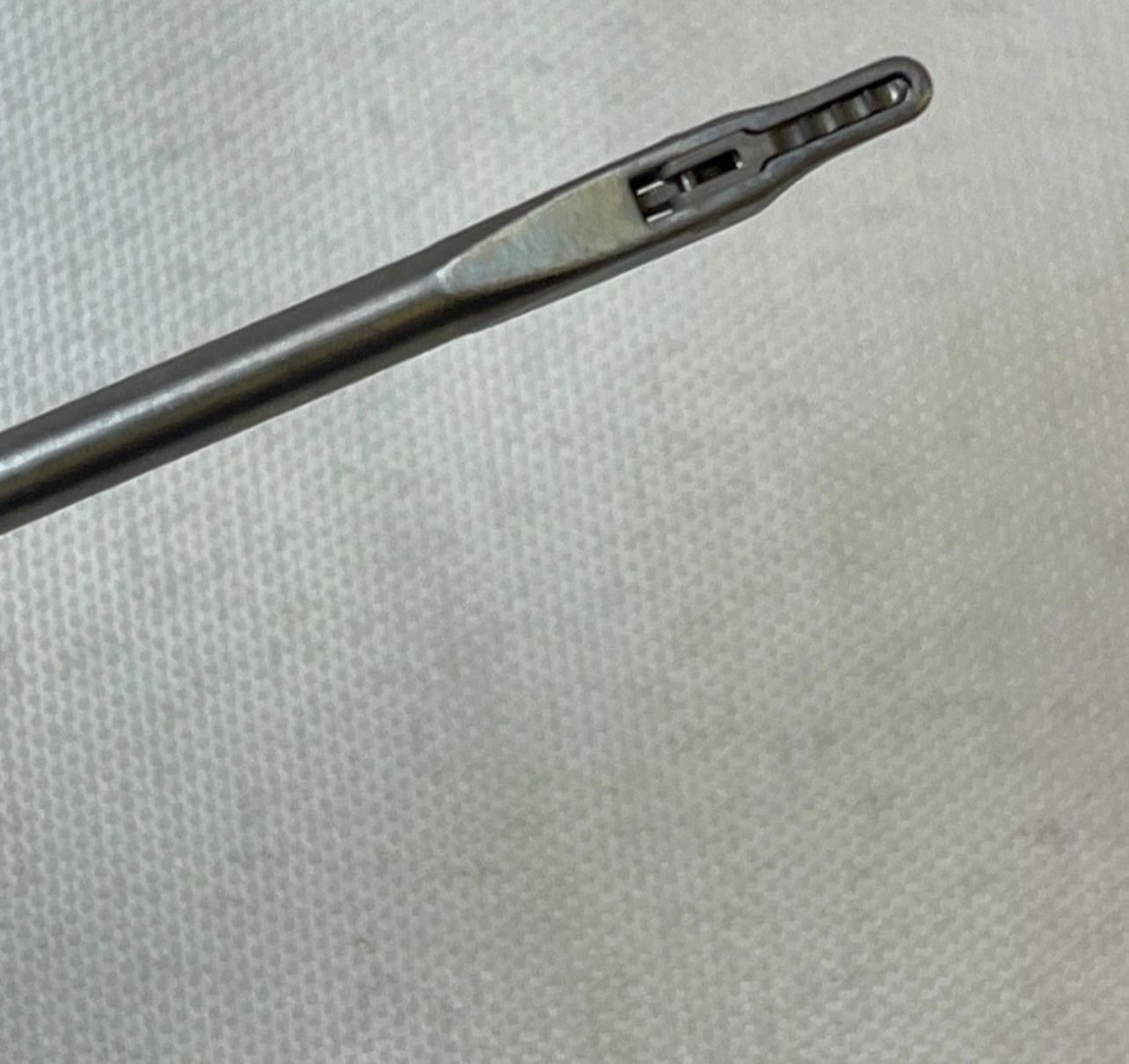 Arthrex AR-11100 Punch Slender Straight Tip 2.75mm Shaft Orthopedics Arthroscopy