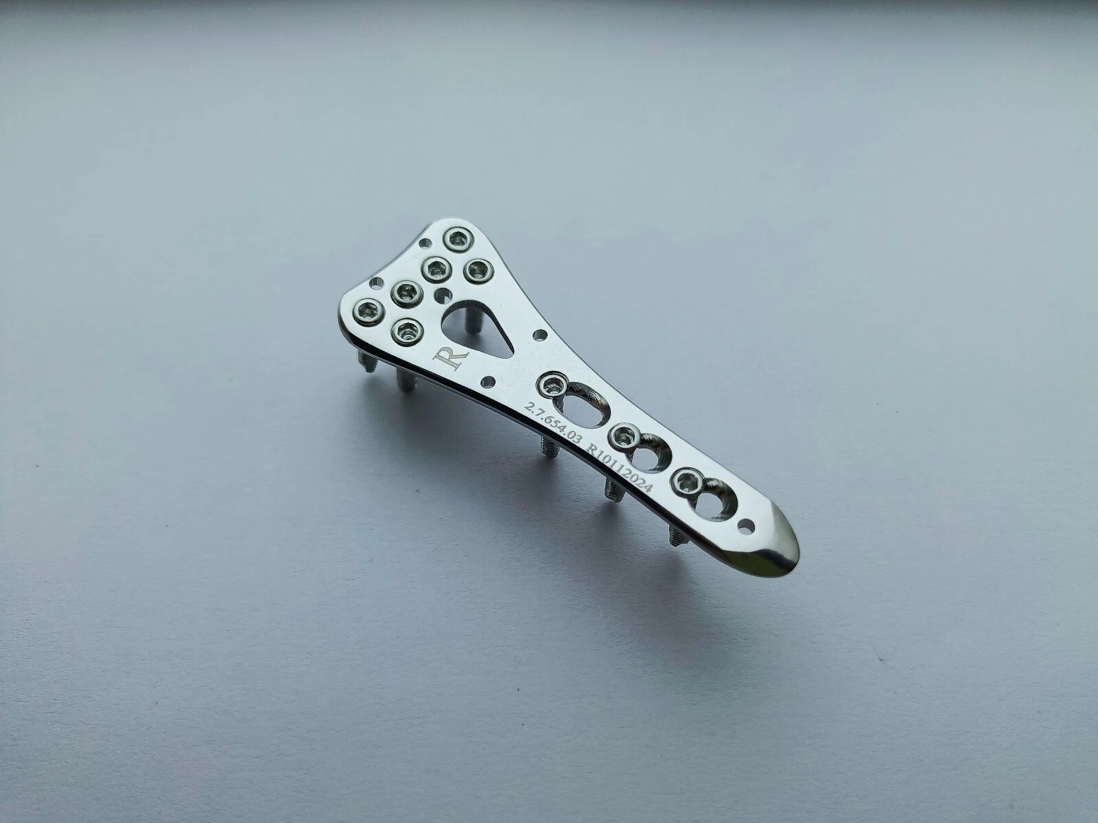 Variable angle fly plate (3H, 4H, 5H & 6H) lot of 8 pcs veterinary