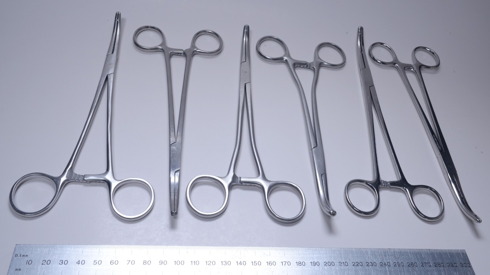 6x Uterine Hysterectomy Forceps 8¼” Curved Stainless Surgical Weck V.Mueller KNY