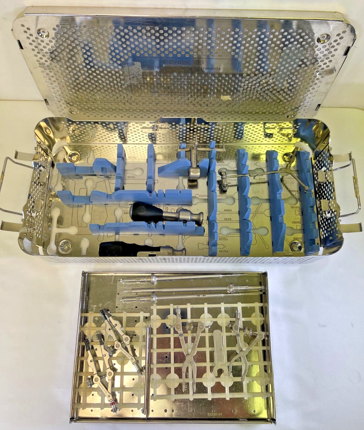 12 Piece Brainlab VectorVision Spine Instrument Set w/ Sterilization Case Neuro