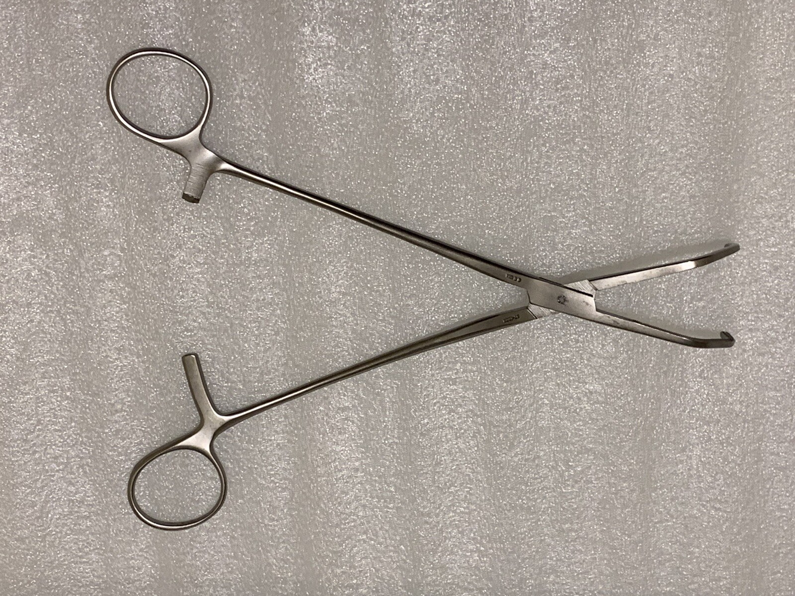Codman 37-1202 Surgical Cardiovascular Satinsky Vena Cava Clamp
